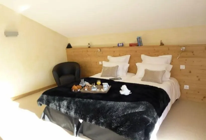 Standard-huone Parveke, Hôtel Restaurant Les Sapins Wellness & Gourmet
