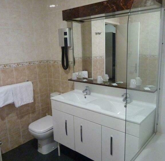 חדר סטנדרט לארבעה, Hôtel Villa Boeri