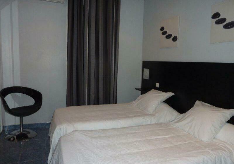 חדר אקונומי, Hôtel Villa Boeri