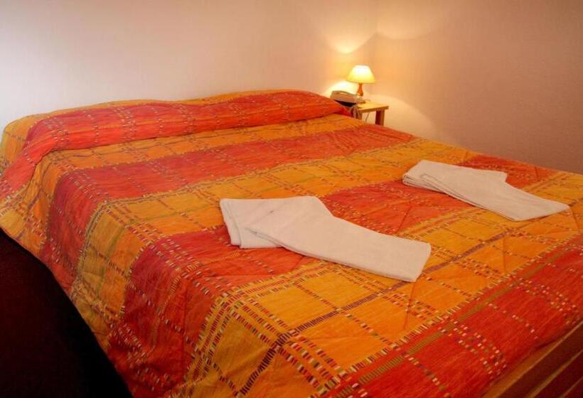 اتاق استاندارد سه نفره, Jam Session