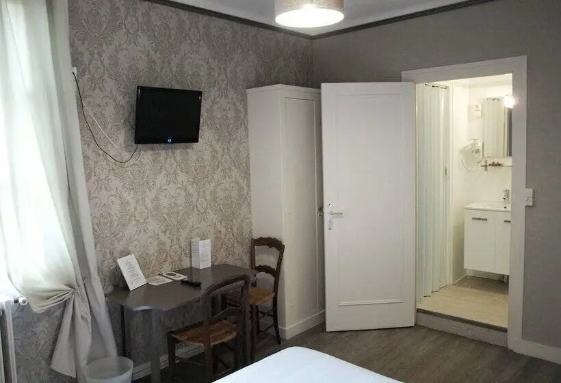 Standard Room, Le Cassini Hôtel Restaurant