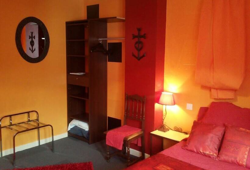 Номер Стандарт, Au Cheval Blanc