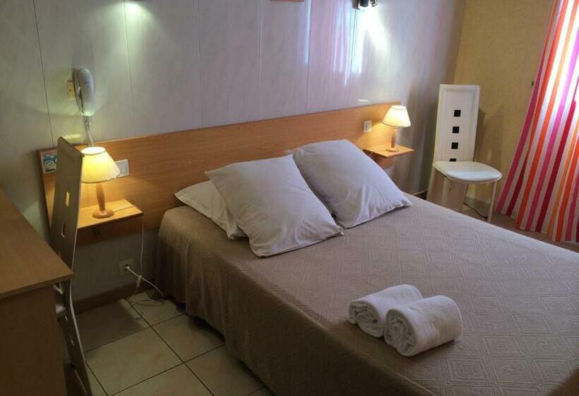 스탠다드 룸, Le Gambetta