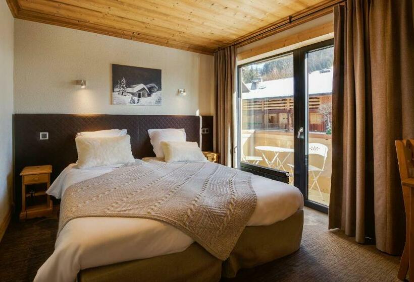 חדר סטנדרט, Hôtel Chalet Les Ecureuils Restaurant, Sauna & Spa Garage