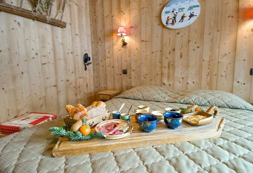 חדר סטנדרט, Hôtel Chalet Les Ecureuils Restaurant, Sauna & Spa Garage