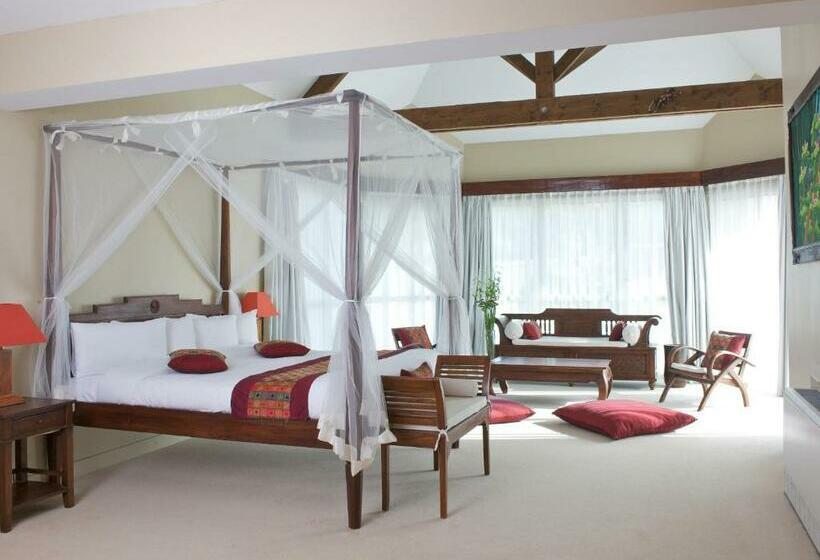 جناح جونيور, Les Jardins De Beauval