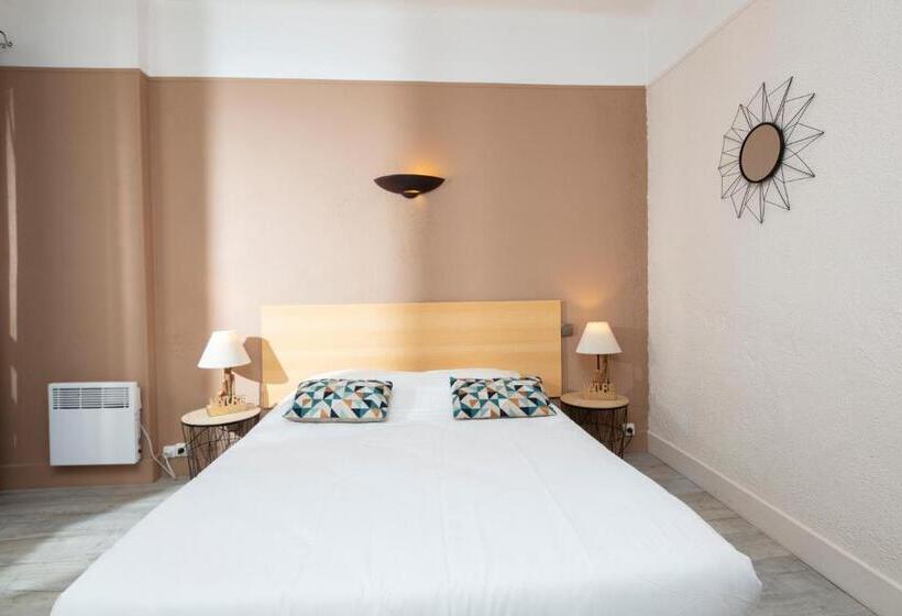 标准间, Les Rocailles