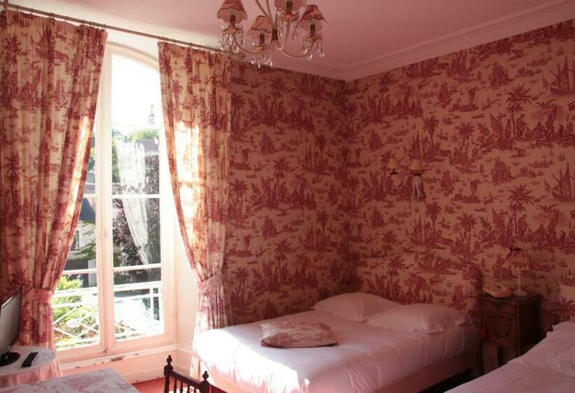 חדר סטנדרט לארבעה, Manoir De Boisvillers