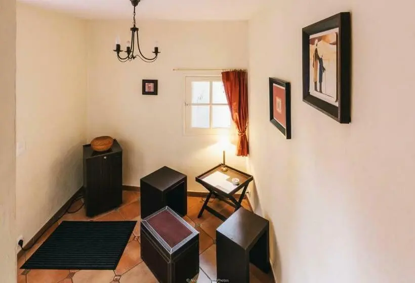 スタンダード4人部屋, Manoir De Boisvillers