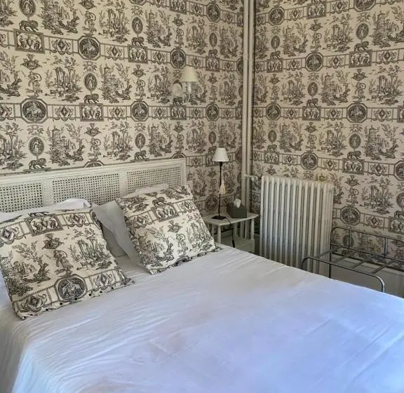 コンフォートルーム, Manoir De Boisvillers