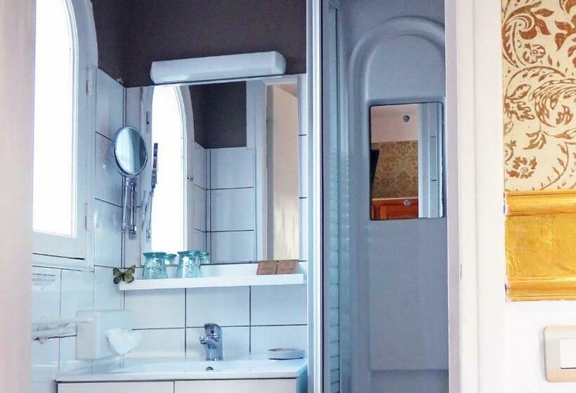 غرفة كلاسيكية, Mon Soleil