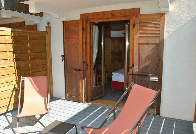 חדר סטנדרט עם נוף, Oustalet