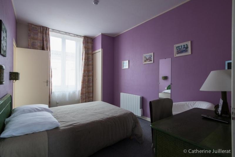 스탠다드 룸, Phoebus