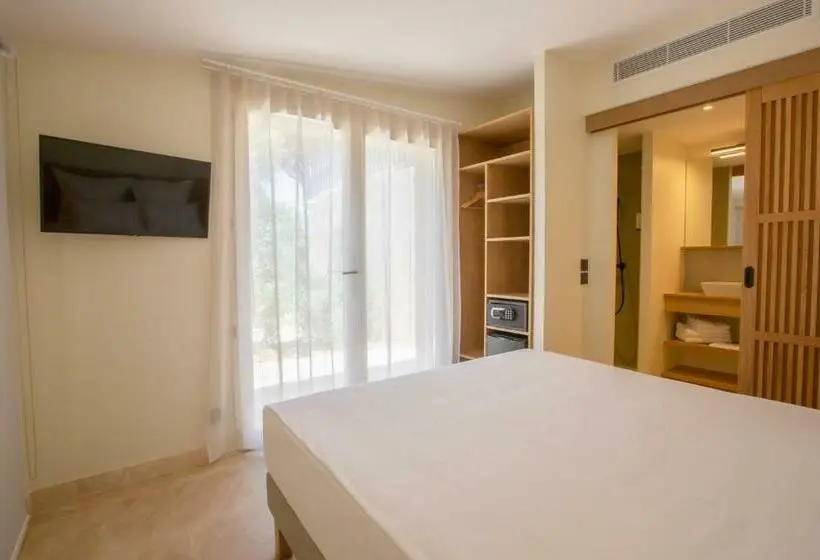 Basic-huone, Hôtel L Escalet