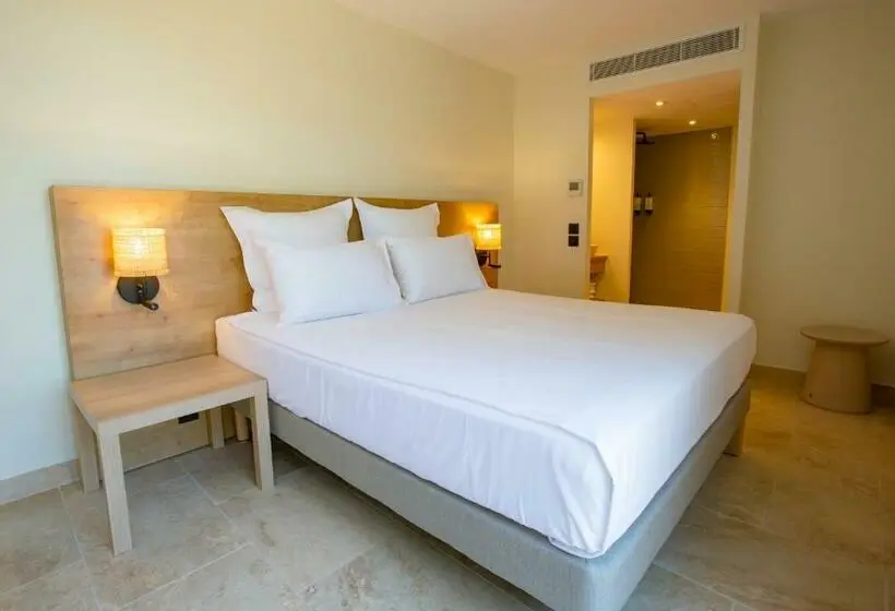 Basic-huone, Hôtel L Escalet
