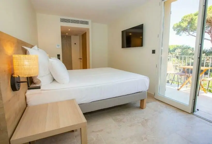 Basic-huone, Hôtel L Escalet