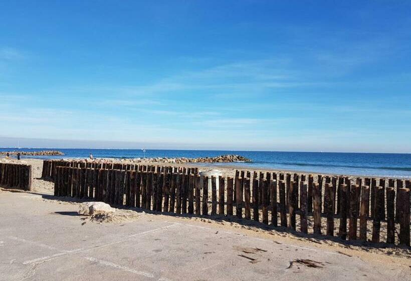 غرفة سوبيريور مطلّة علي البحر, Le Grand Large Bord De Mer Hotel & Appartements