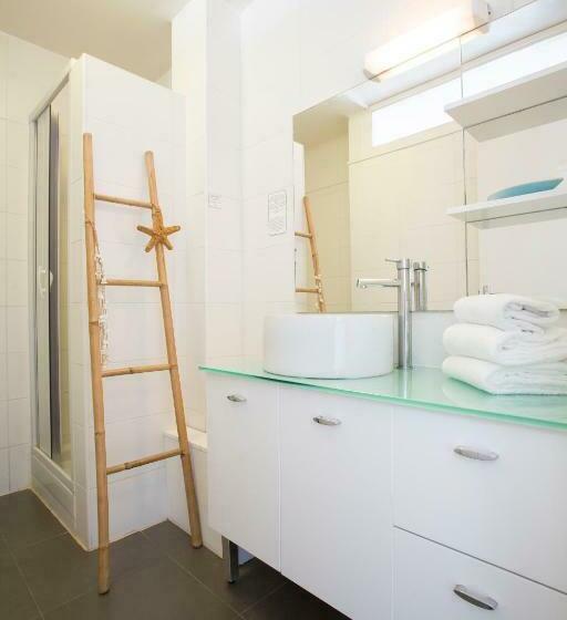 غرفة سوبيريور مطلّة علي البحر, Le Grand Large Bord De Mer Hotel & Appartements