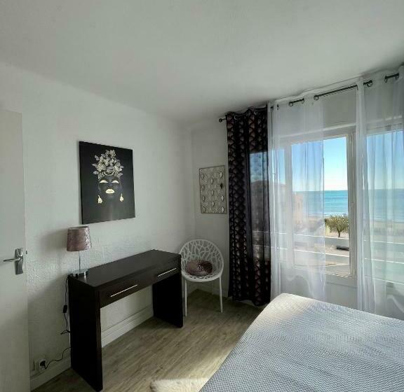 オーシャンビュースーペリアールーム, Le Grand Large Bord De Mer Hotel & Appartements