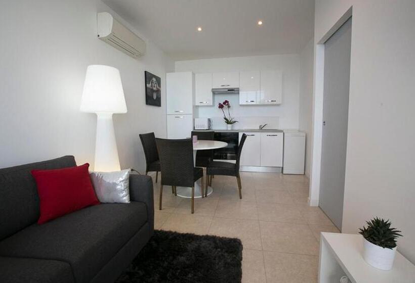 شقة غرفة نوم واحدة مزودة بتراس مطلة على البحر, Le Grand Large Bord De Mer Hotel & Appartements