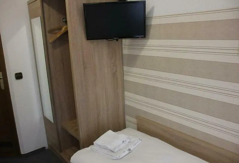 اتاق استاندارد, Airport Hotel Zum Taubengrund