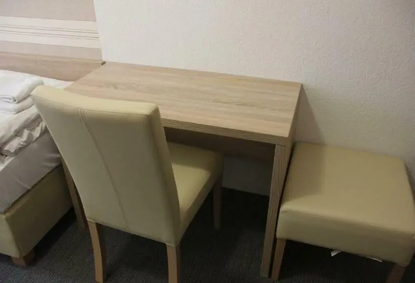 اتاق استاندارد, Airport Hotel Zum Taubengrund