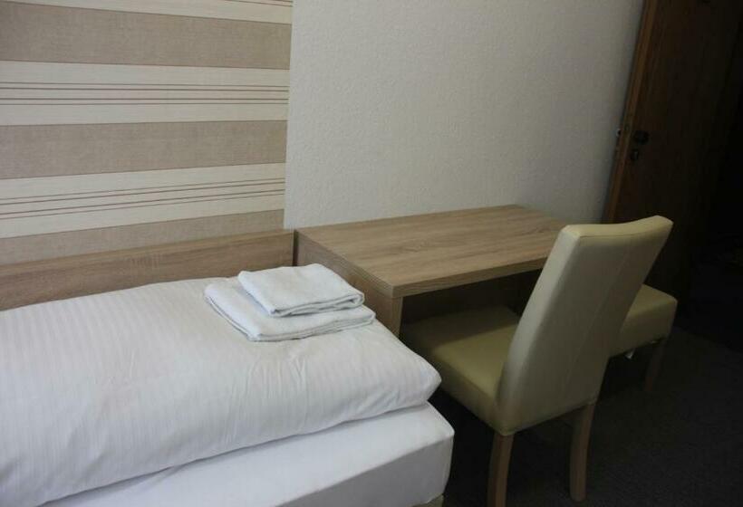 اتاق استاندارد, Airport Hotel Zum Taubengrund