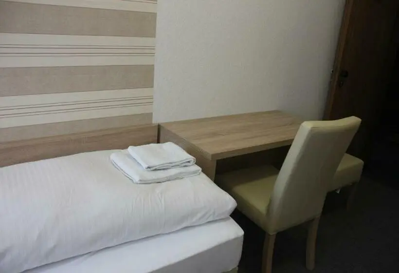 اتاق استاندارد, Airport Hotel Zum Taubengrund