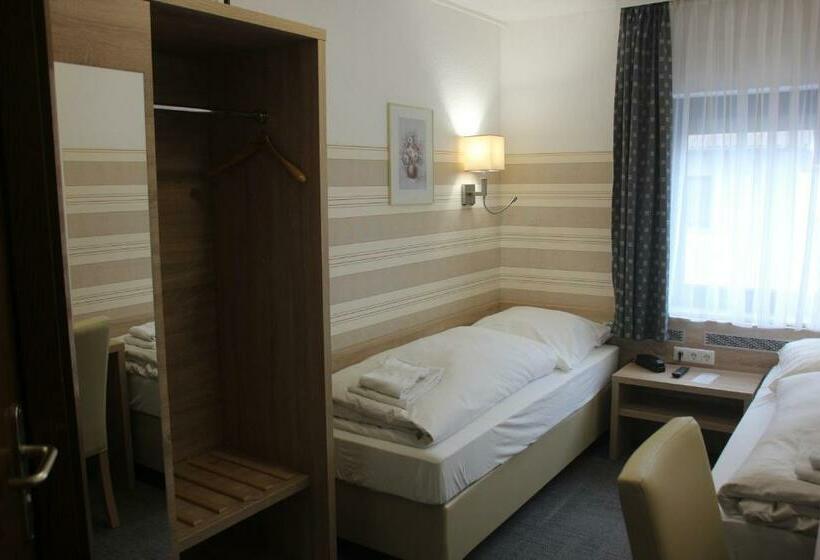 اتاق استاندارد, Airport Hotel Zum Taubengrund