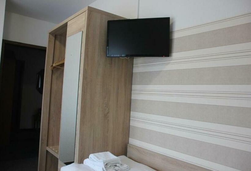 スタンダードルーム, Airport Hotel Zum Taubengrund