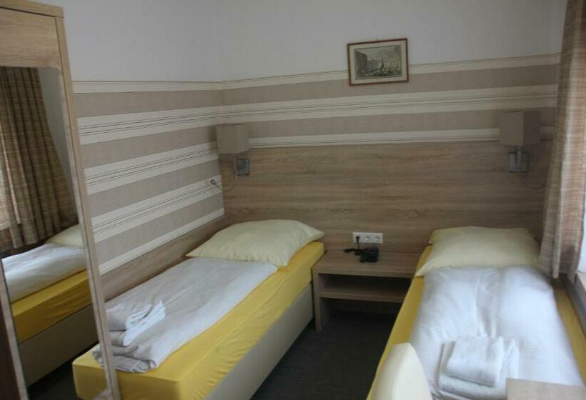 اتاق استاندارد, Airport Hotel Zum Taubengrund