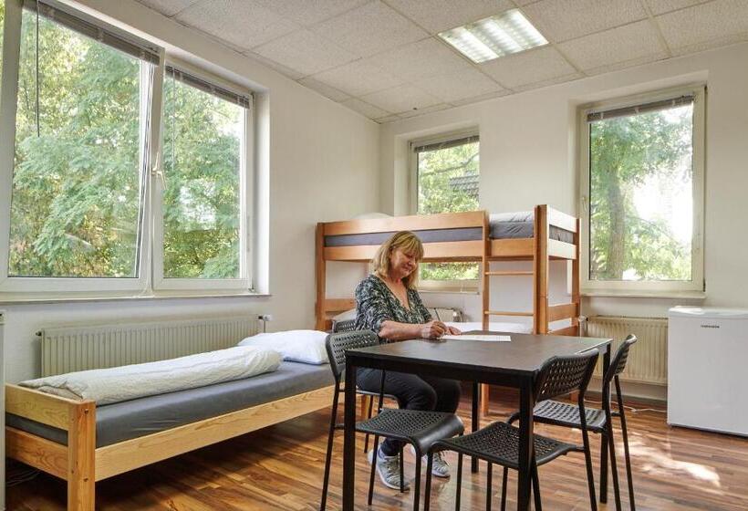 带共用浴室的标准房间, K 357   Staffboarding   Personal  Und Monteurzimmervermietung Und Vermittlung In Hamburg Und Umgebun
