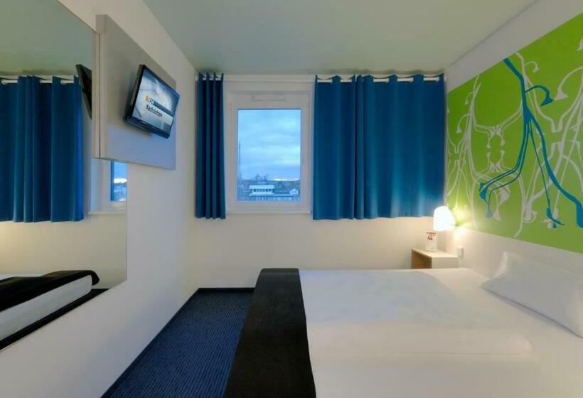 Номер Стандарт, B&b Hotel Paderborn