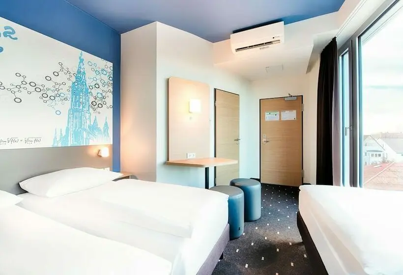 Standard Kolmen Hengen Huone, B&b Hotel Ulm