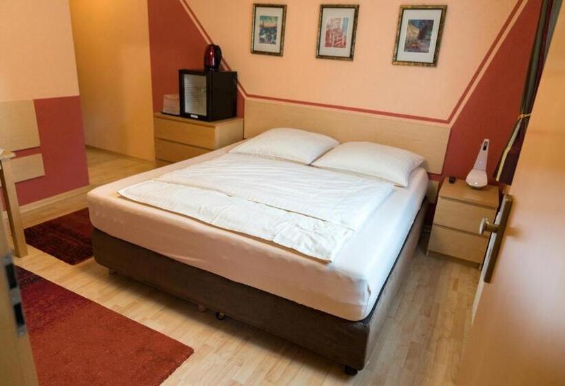 Номер Стандарт, City Hotel Hilden