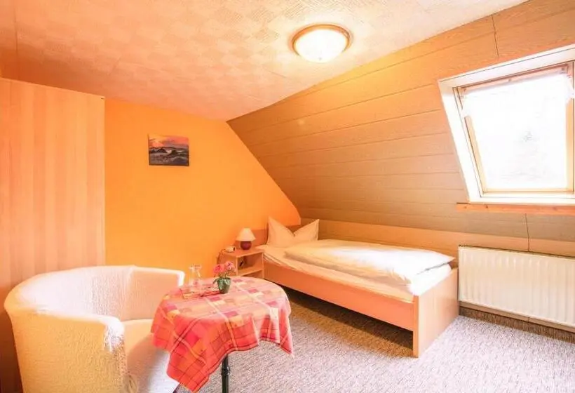 Standard Yhden Hengen Huone, Ferienhotel Goldhübel