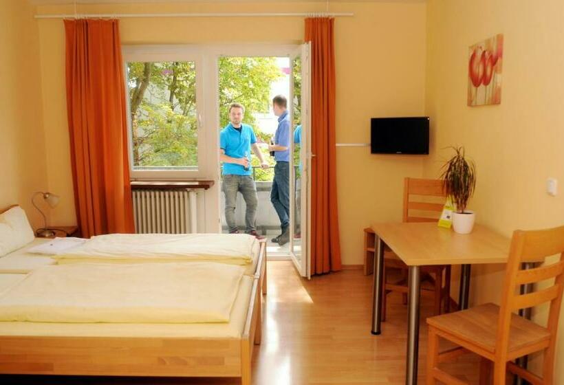 Komfortrum, Hostel Sleps