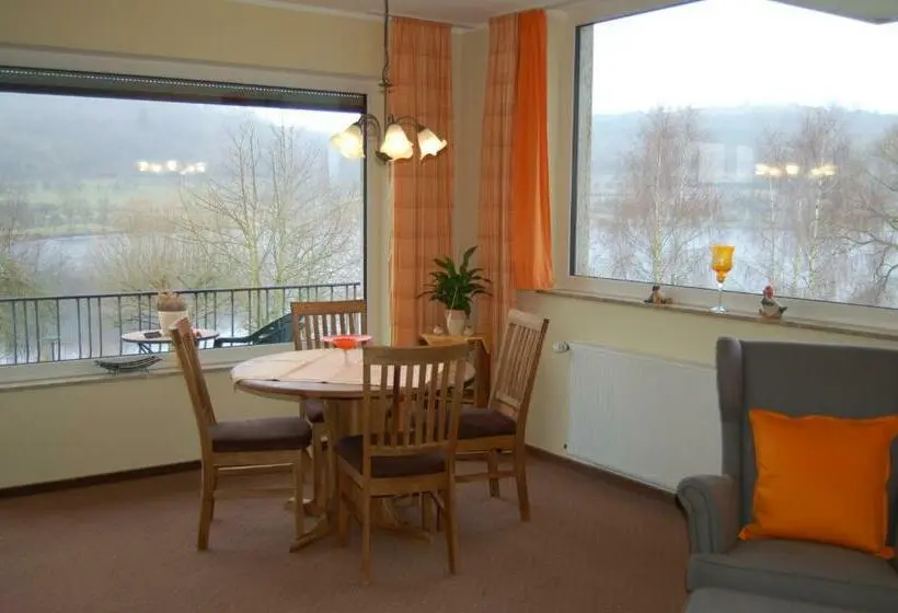 バルコニー付き1ベッドルームアパートメント, Ferienwohnungen Cafe Maarblick