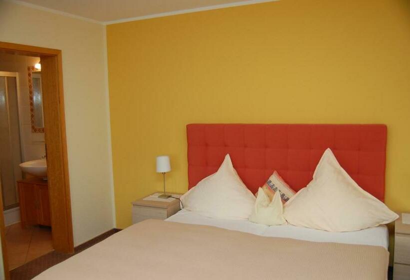 スタンダードルーム, Ferienwohnungen Cafe Maarblick