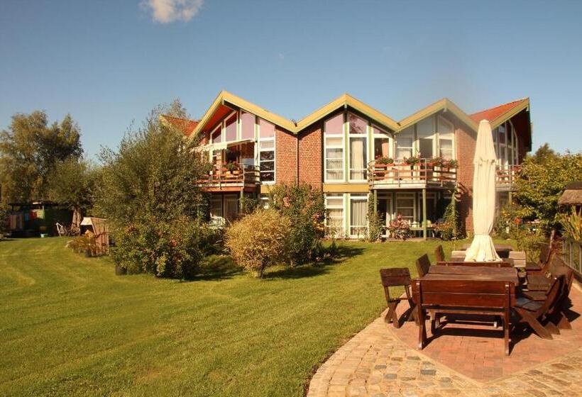 غرفة كومفورت, An Der Metow Ferienpark