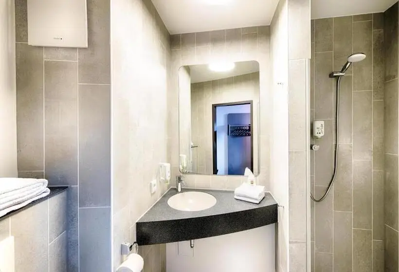 Perhehuone, B&b Hotel Ulm