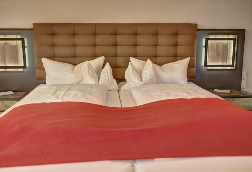 디럭스 룸, Brunnenhof