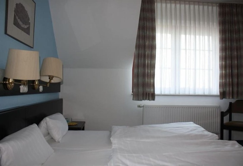 غرفة قياسية, Der Heidkrug