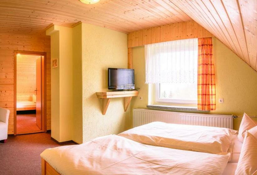 חדר משפחתי, Ferienhotel Goldhübel
