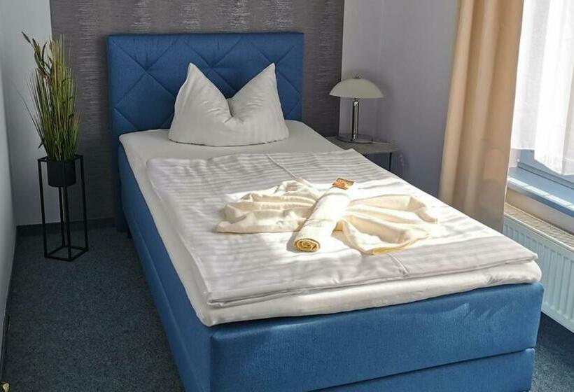 Quarto Estandar Individual, Gäste Und Seminarhaus Uckerwelle