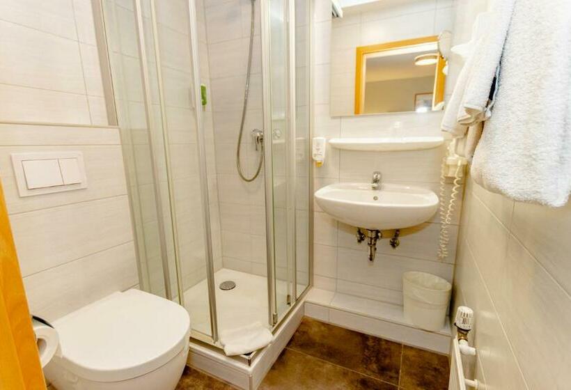 غرفة قياسية, Herbers & Restaurantleon