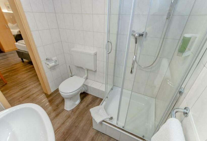 غرفة قياسية, Herbers & Restaurantleon