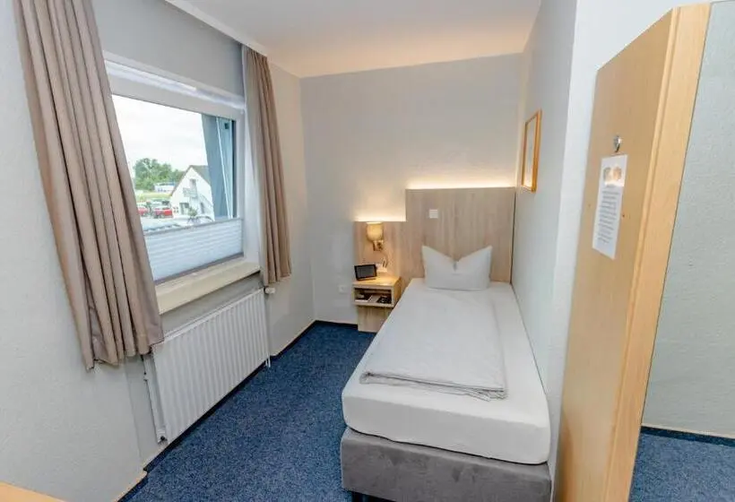 Standard Yhden Hengen Huone, Herbers & Restaurantleon