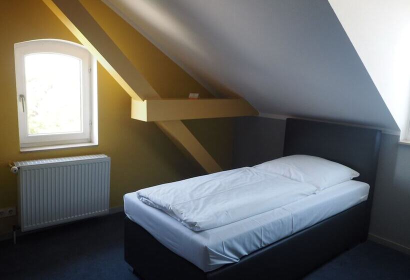 스탠다드 싱글 룸, Kipphut