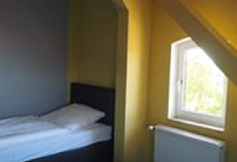 스탠다드 트리플 룸, Kipphut